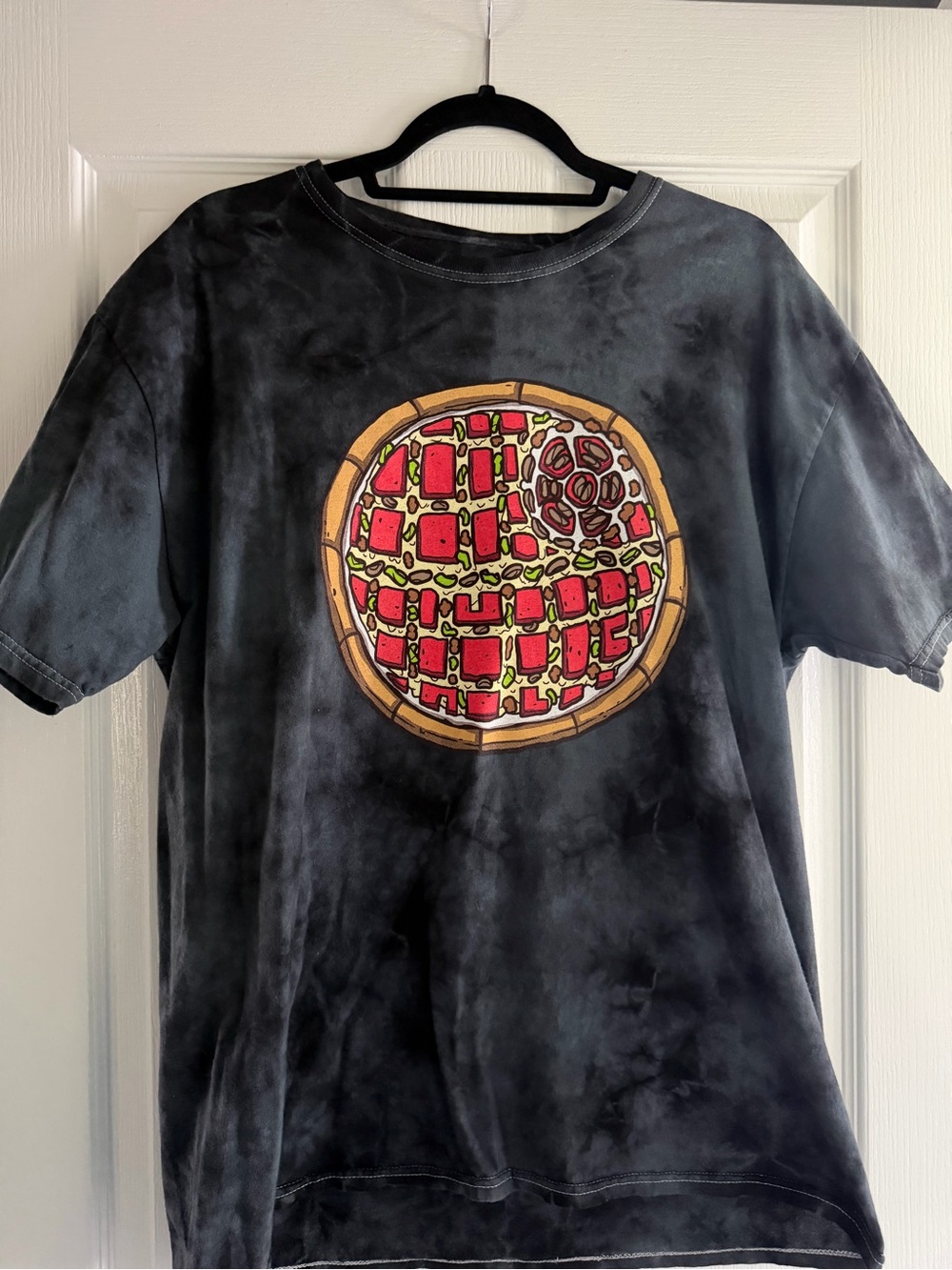 Star Wars Death Star Pizza Tie Dye 
Mad Engine Men’s Medium